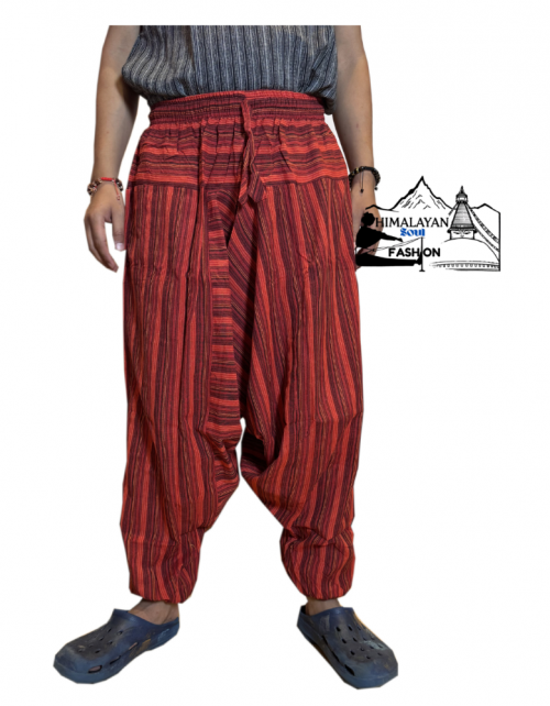 burgundy-yoga-pants-with-lining-suitable-during-workout-and-meditation