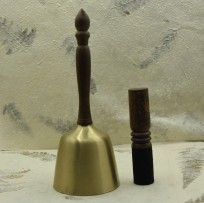 golden-handheld-healing-bowl-with-fixed-wooden-handle