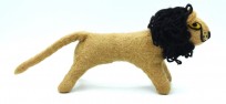handmade-felt-lion-decoration